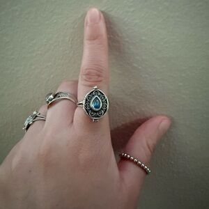 Elegant Silver and Blue Women's Ring